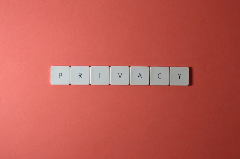 Priivacy, Meta permette di scollegare le informazioni tra Facebook e Instagram: cosa significa?