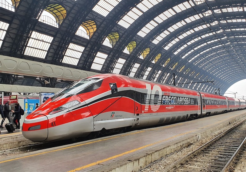 Il 70% dei viaggiatori italiani acquista i biglietti del treno online