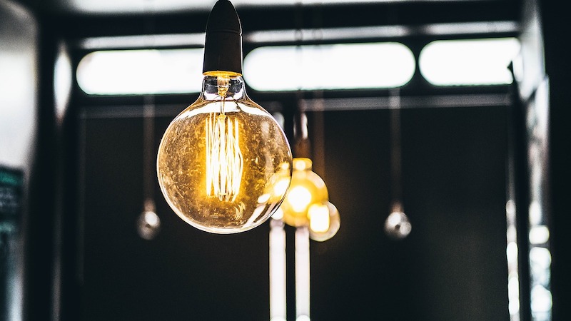 Mercato tutelato dell’energia elettrica, si cambia: gli italiani sono pronti?